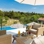 Casa Di Pietra Holiday home *