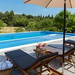 Casa Di Pietra * Sibenik