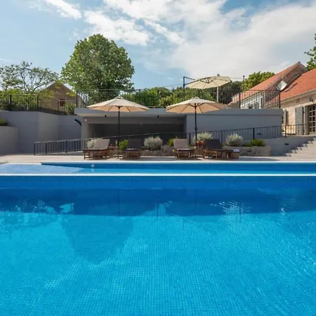 Casa Di Pietra Σίμπενικ