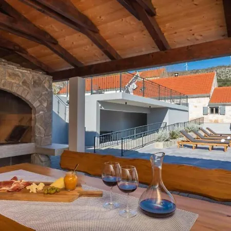 Casa Di Pietra