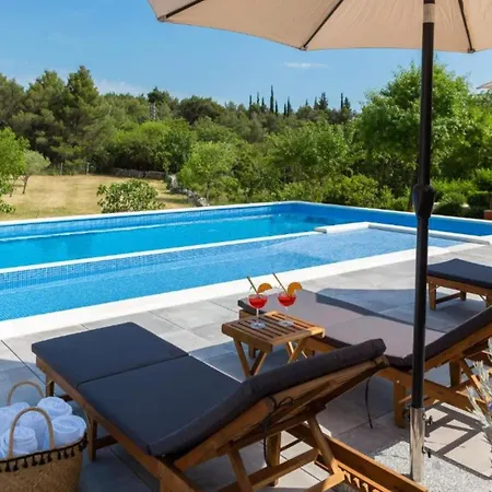 Casa Di Pietra * Σίμπενικ