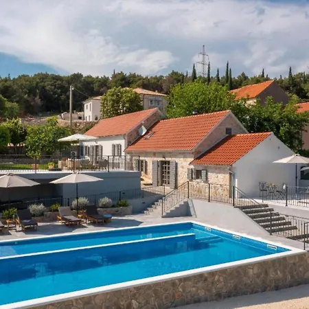 Casa Di Pietra Σπίτι διακοπών Σίμπενικ